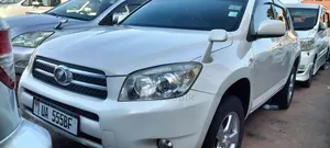 Toyota RAV4 2.4 2008 White