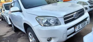 Toyota RAV4 2.4 2008 White
