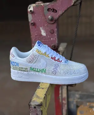 Nike Air Force 1 '07 Lv8 "World Tour".