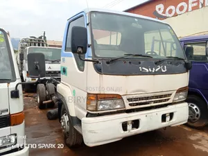 Isuzu Juston Baby Face