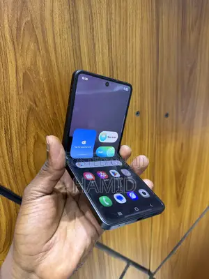 Samsung Galaxy Z Flip7 256 GB