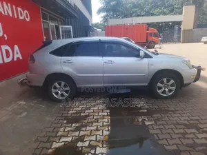 Toyota Harrier 2010 Silver