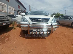 Toyota Harrier 2.4 2012 White