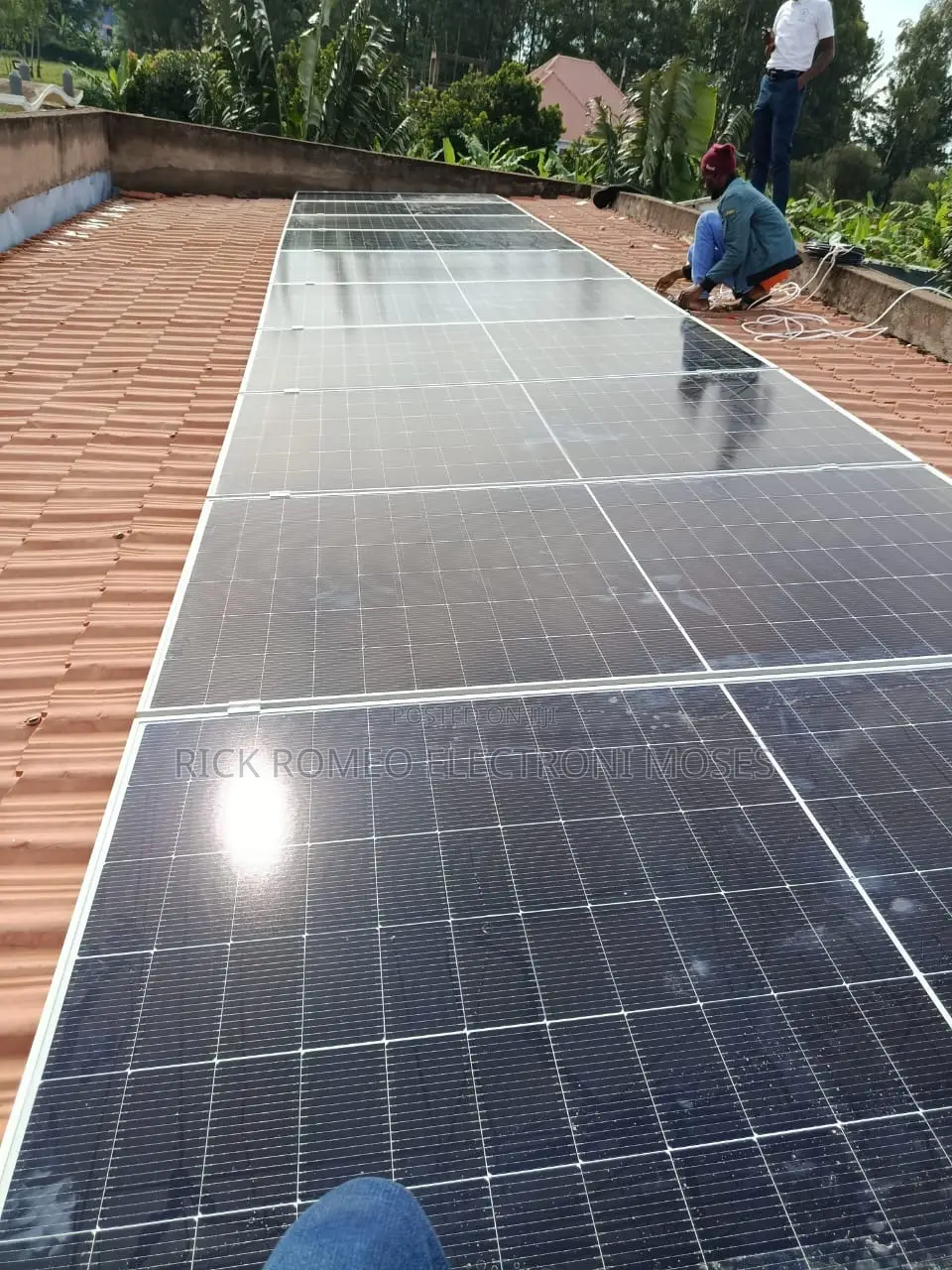 15kwh Full Solarsystem +Installation Uganda