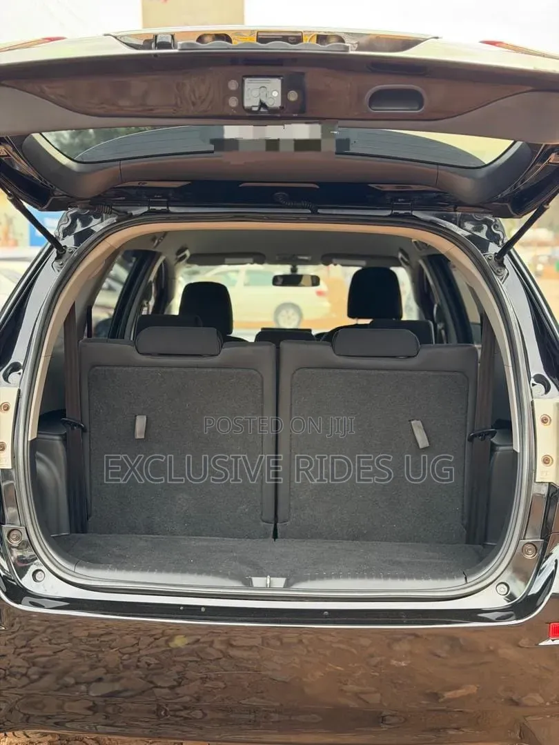Toyota Wish 2011 Black