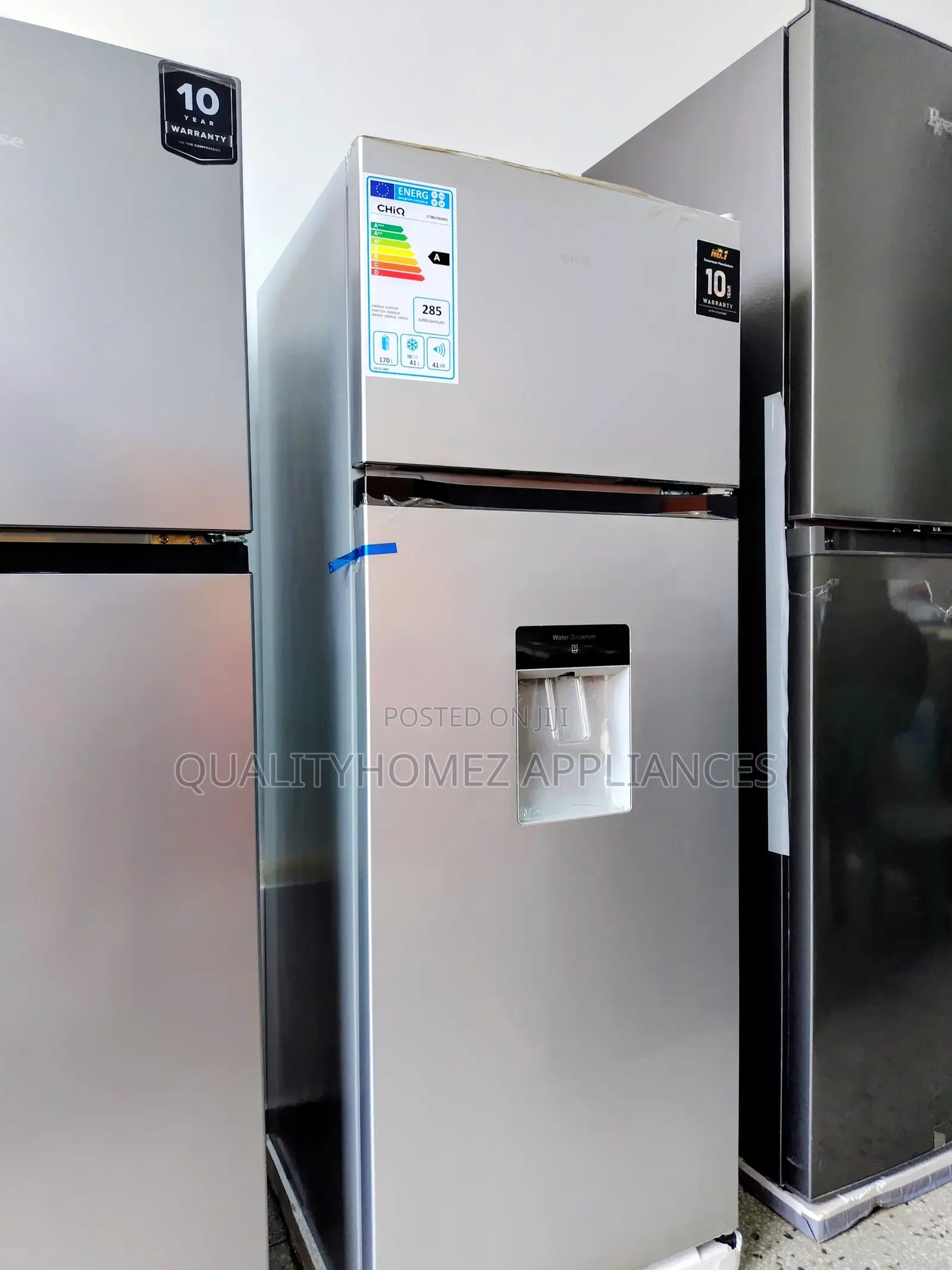 Chiq Fridgerator Double With a Dispenser