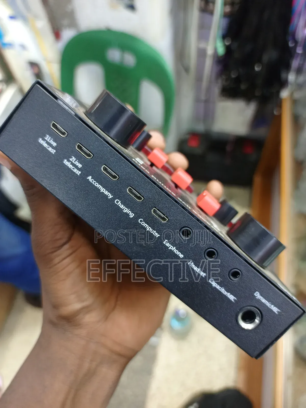 V8s Live Sound Card.
