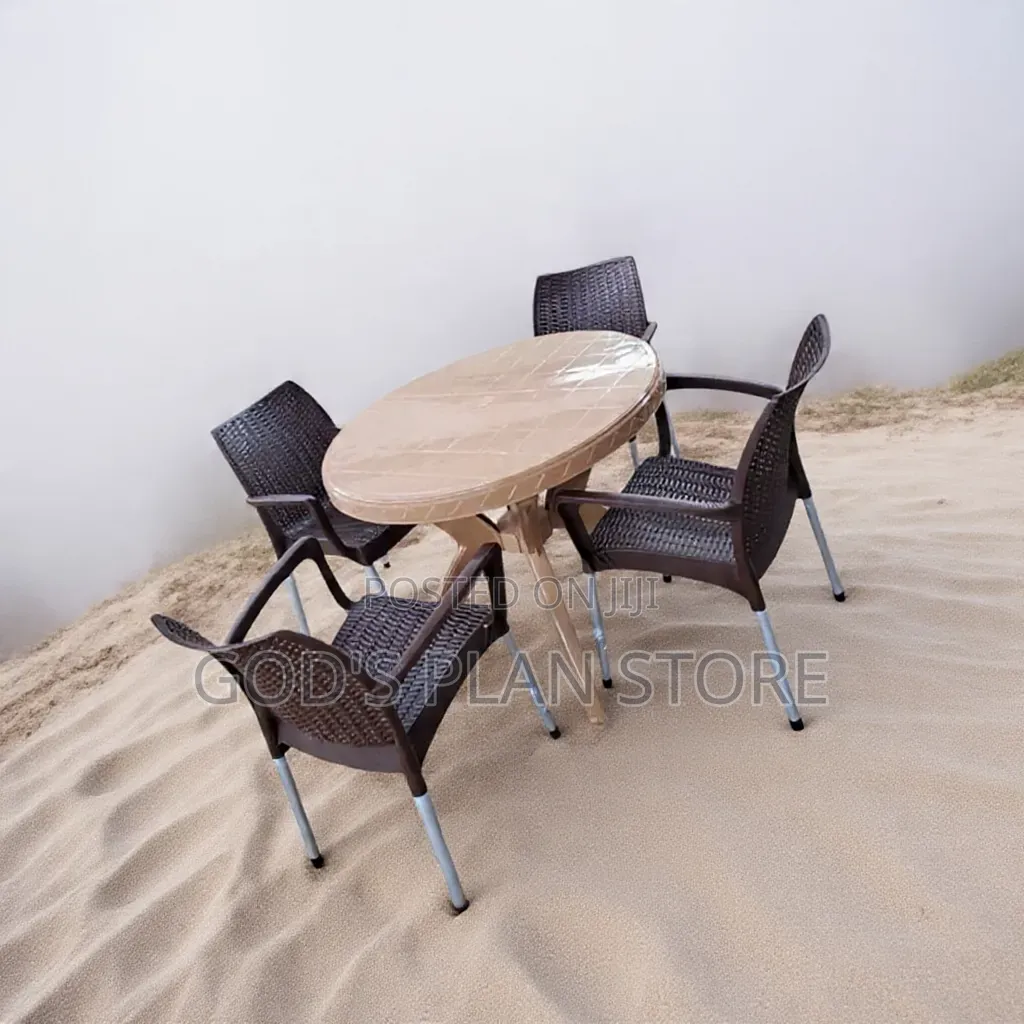 Lal Modern Weave Table Set of Plastic Table and Chairs