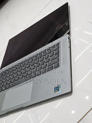 Laptop Dell Latitude 9520 16GB Intel Core i7 SSD 512GB