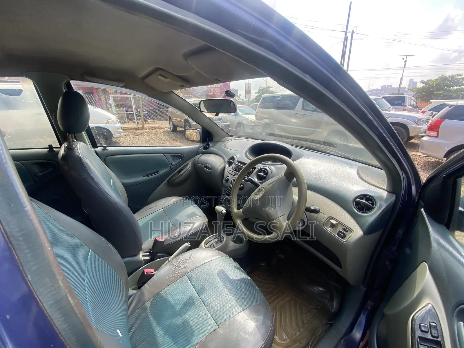 Toyota Vitz 2009 Blue