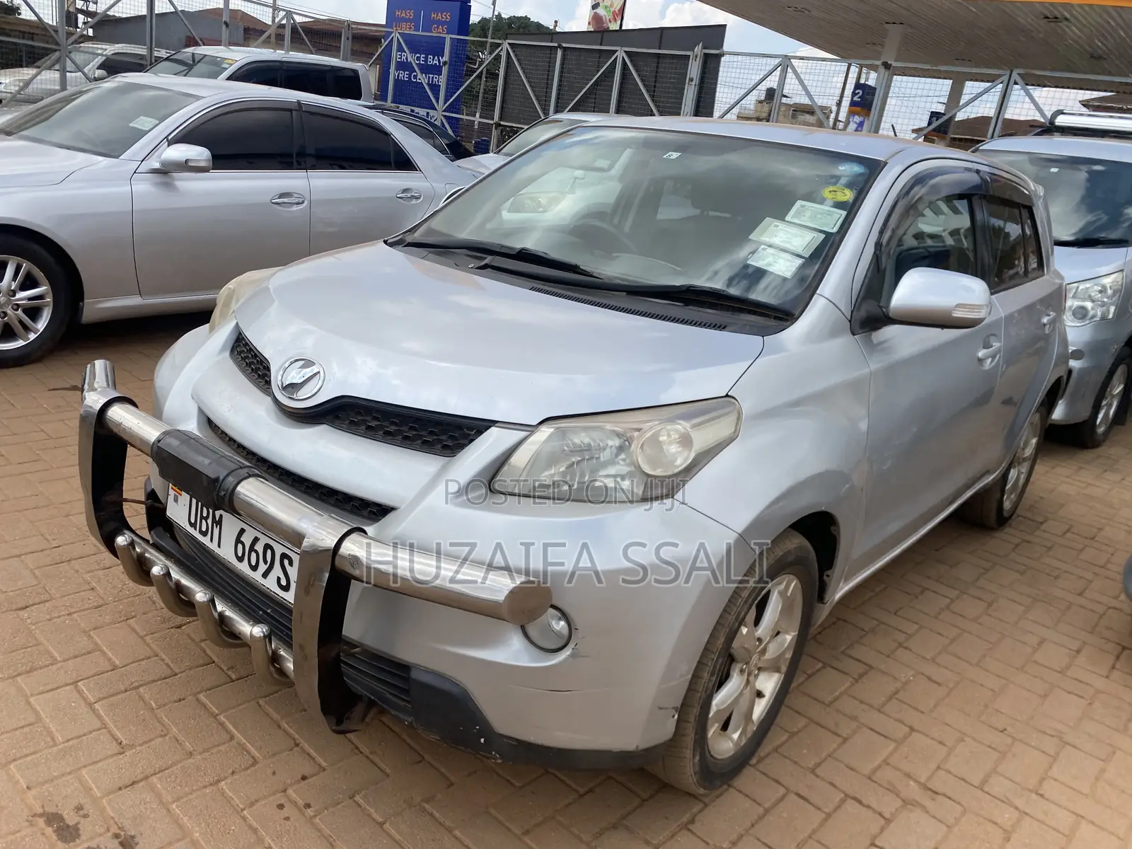 Toyota IST 2010 White