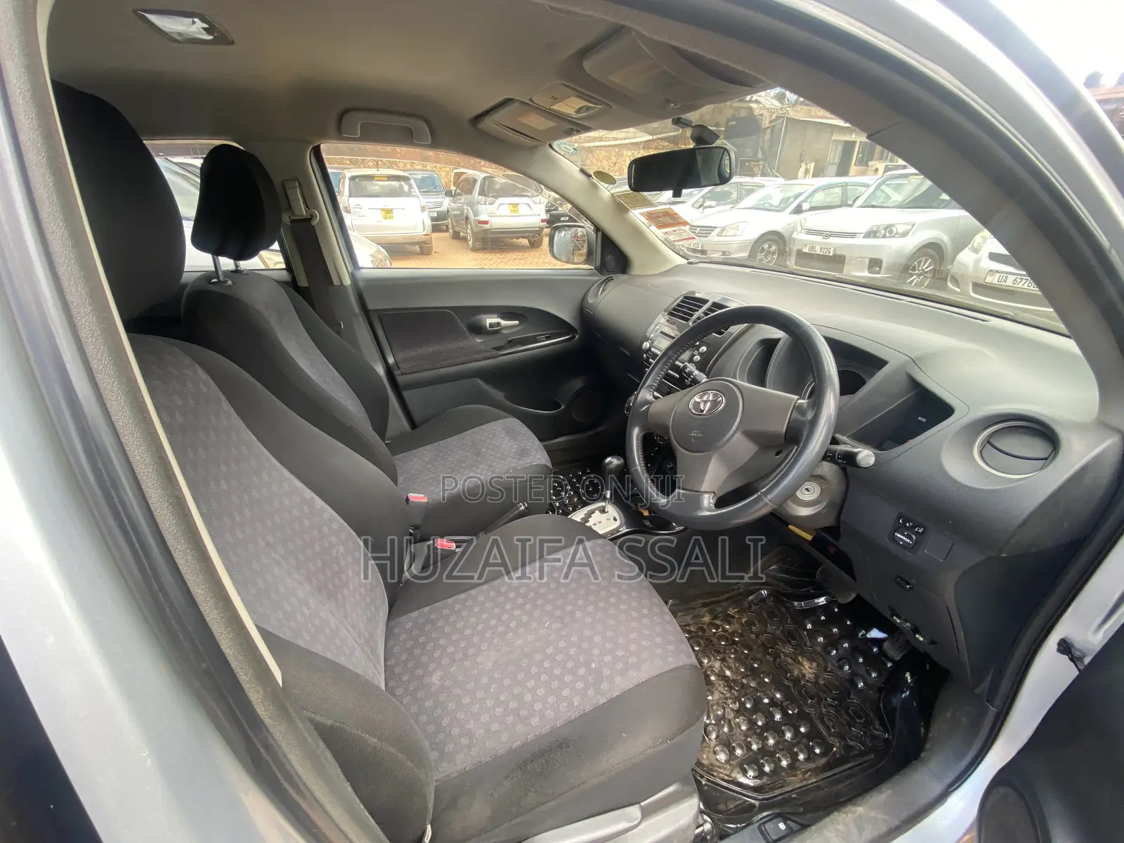 Toyota IST 2010 White