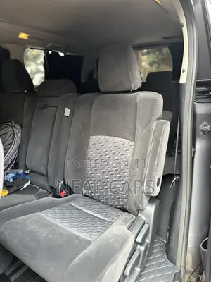 Toyota Alphard 2017 Gold