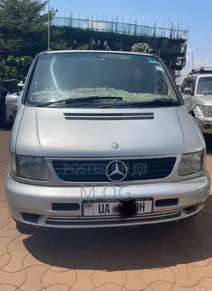 Mercedes-Benz Viano 2001 Silver