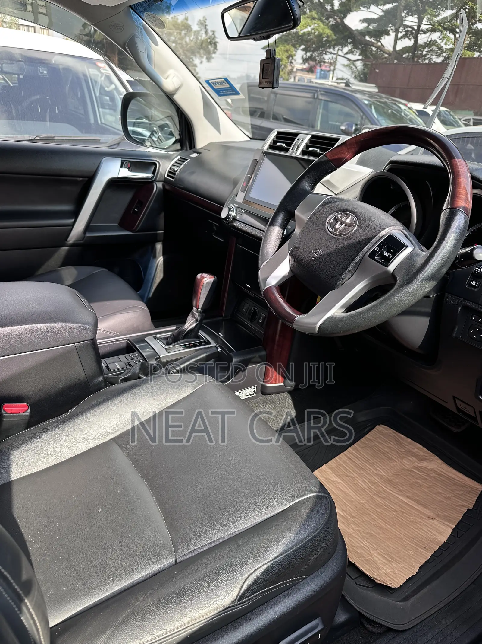 Toyota Land Cruiser Prado 2017 Gray