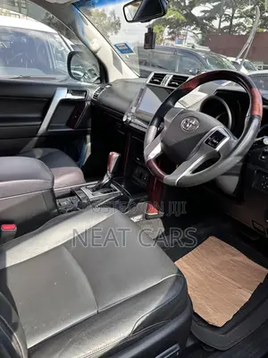 Toyota Land Cruiser Prado 2017 Gray