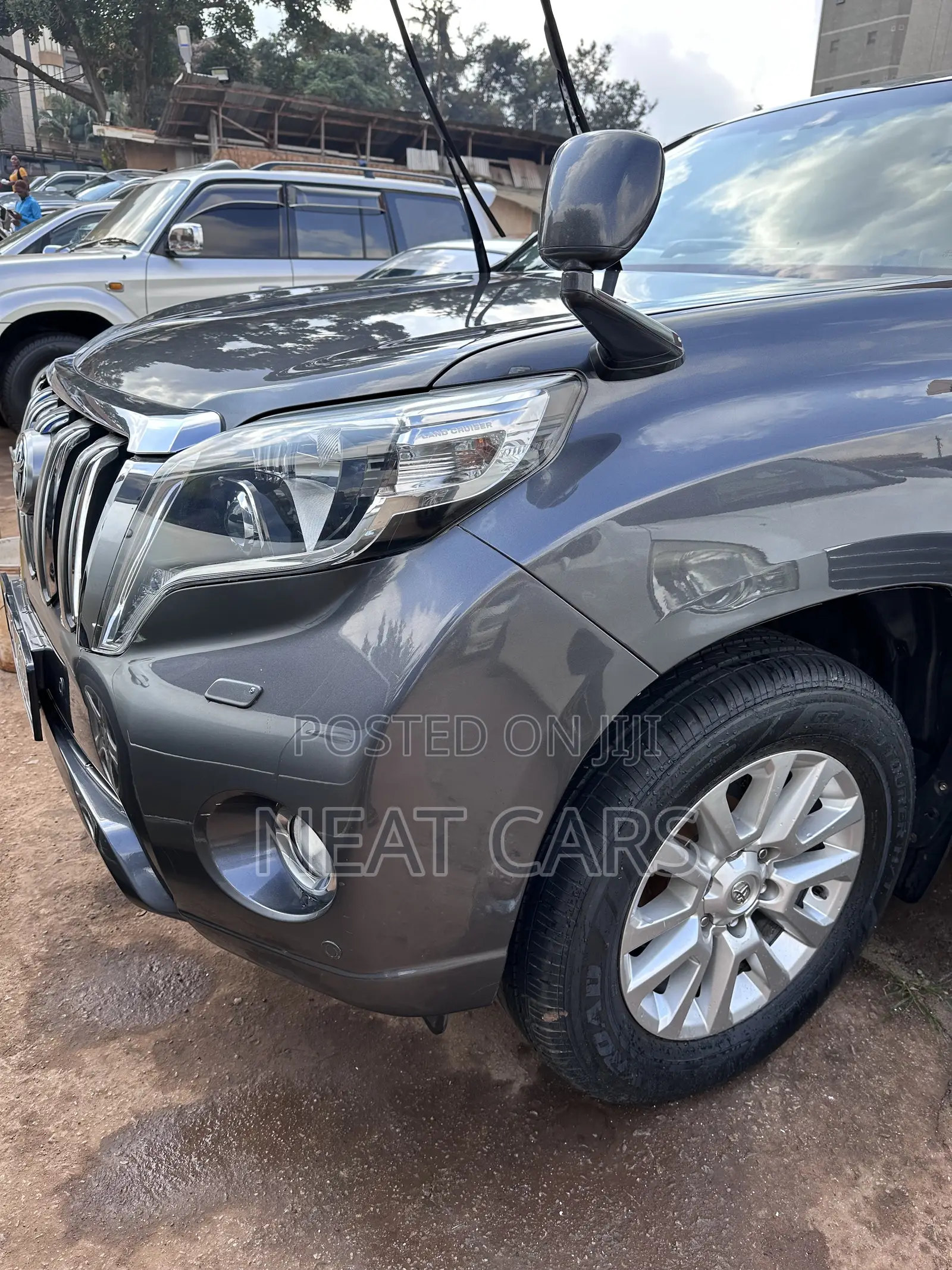 Toyota Land Cruiser Prado 2017 Gray