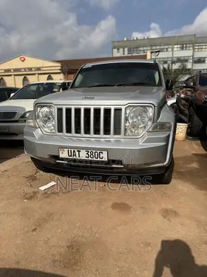 Jeep Grand Cherokee 2014 Silver