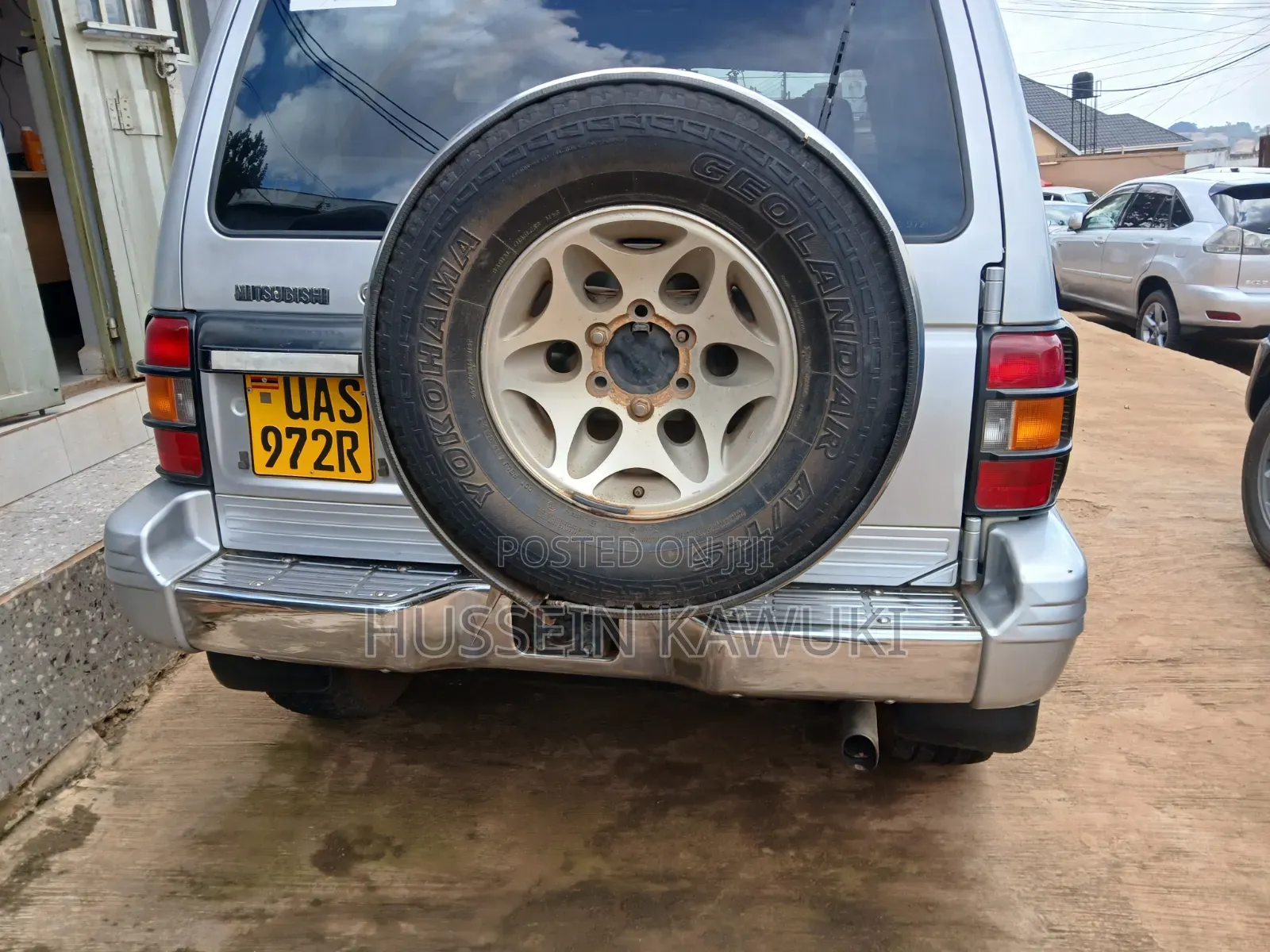 Mitsubishi Pajero 2000 Silver