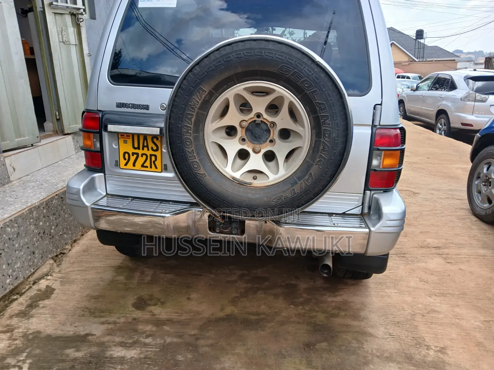 Mitsubishi Pajero 2000 Silver