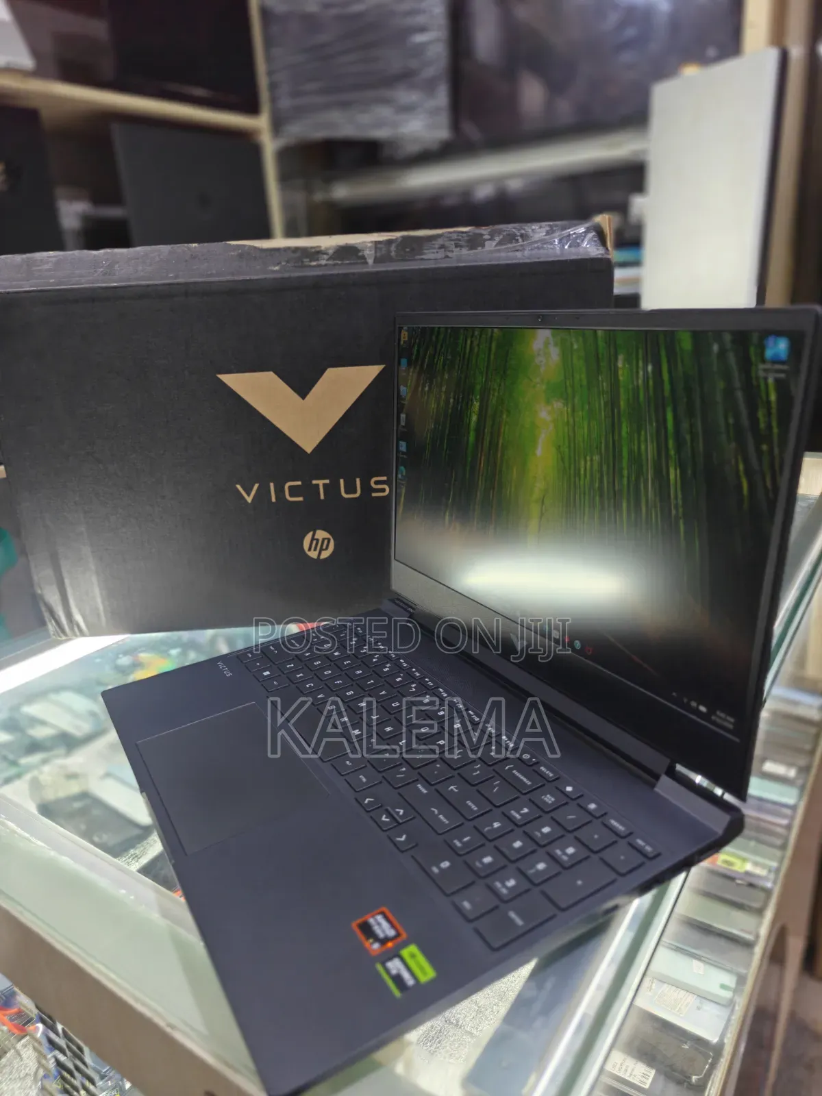 New Laptop HP Victus 15 16GB AMD Ryzen 5 SSD 512GB