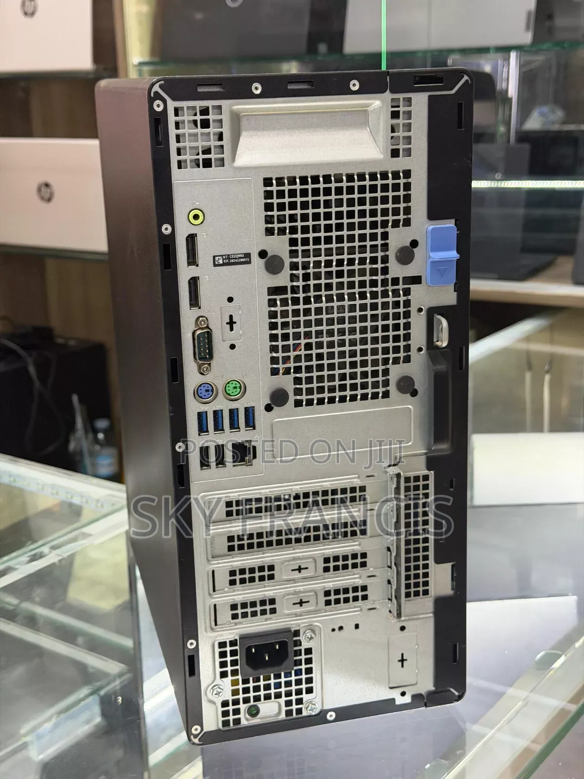 Desktop Computer Dell Optiplex 7090 8GB Intel Core i5 SSD 256GB