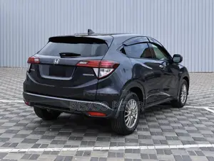 Honda Vezel 2015 Gray