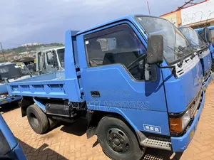 Canter Tipper