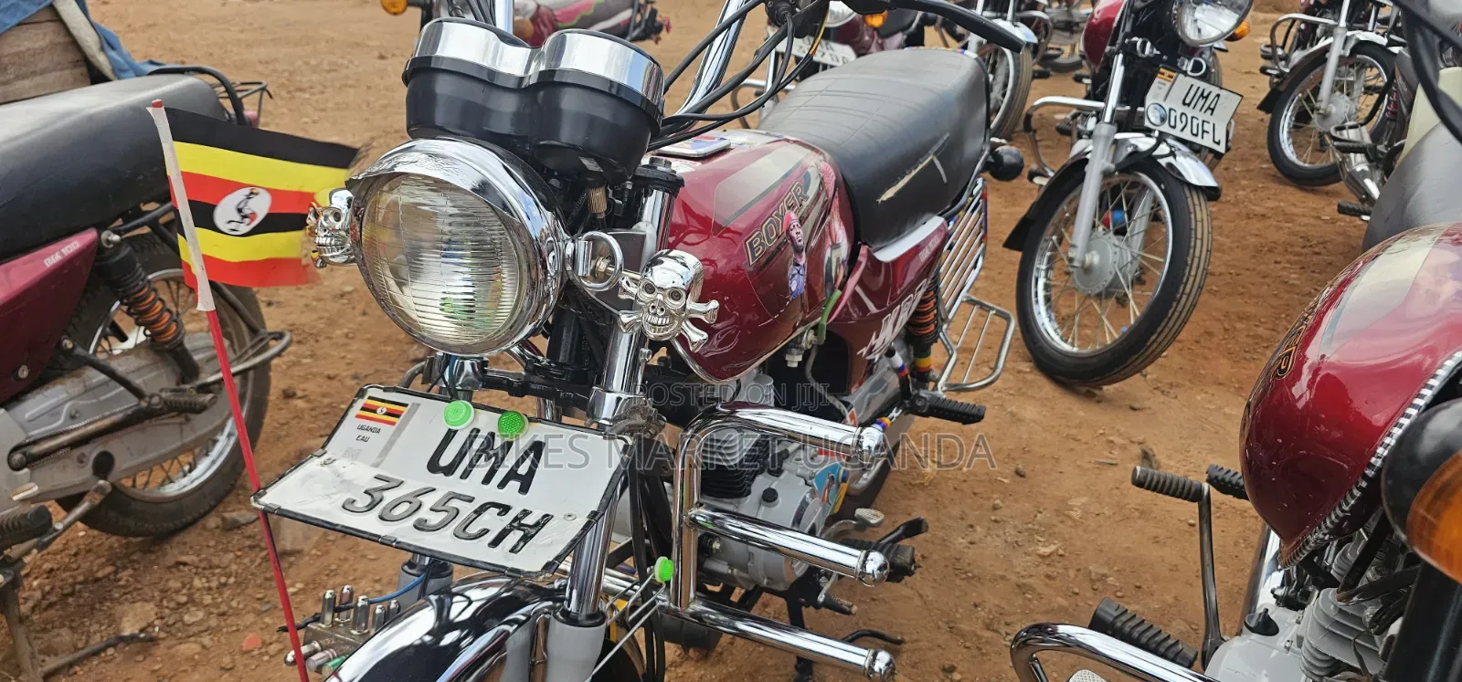 Bajaj Boxer 2026 Red