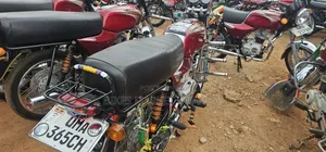 Bajaj Boxer 2026 Red