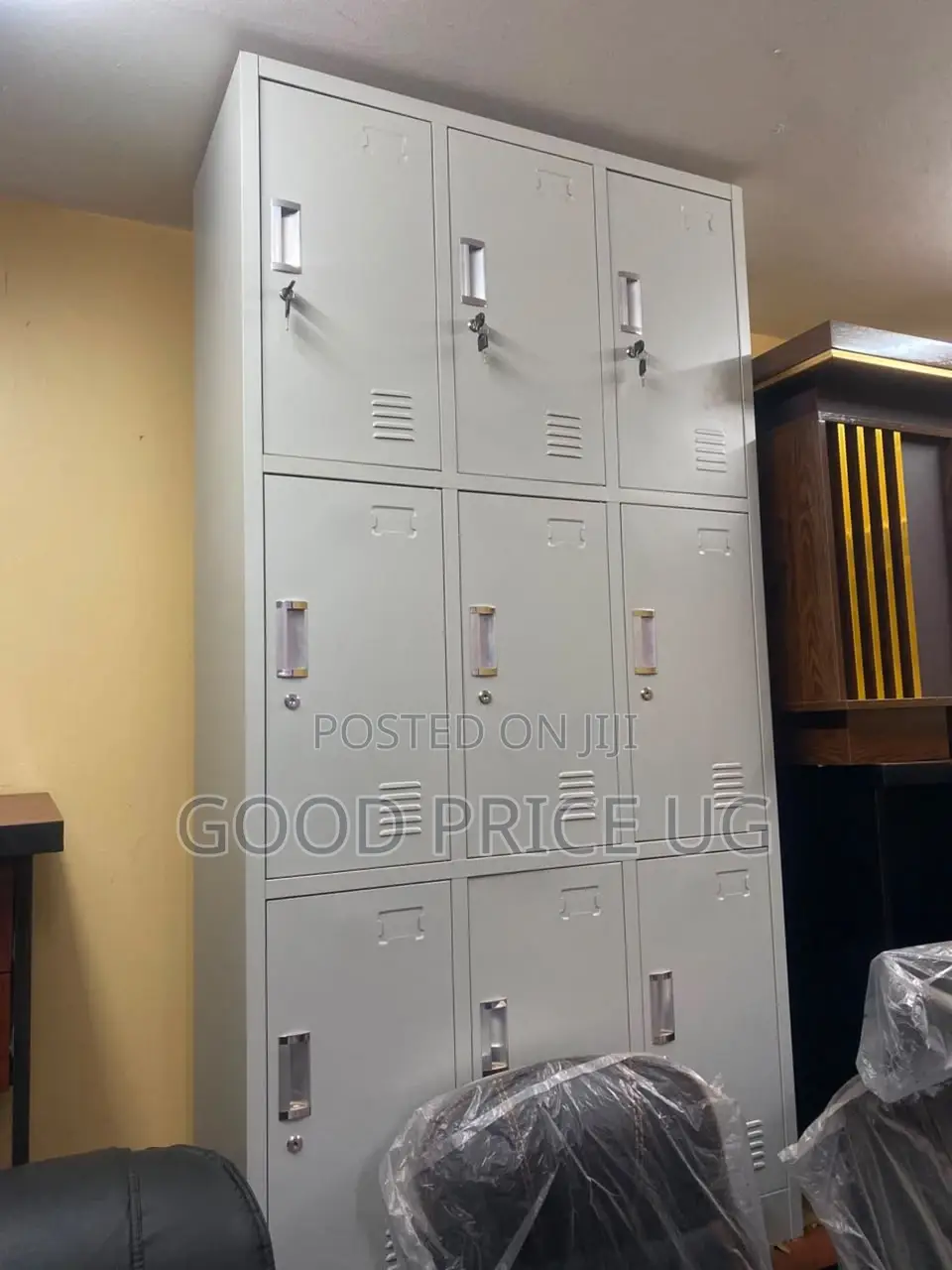 Multi-Compartment Steel Storage Locker Cabinet
