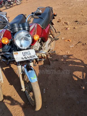 Bajaj Boxer 100 2025 Red