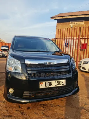 Toyota Noah 2009 Black