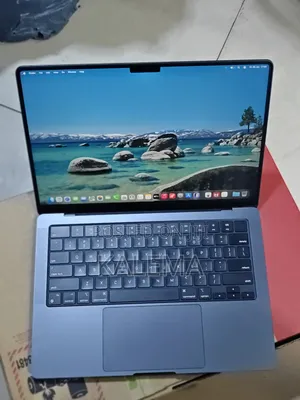 Laptop Apple MacBook Pro 2024 M4 16GB Apple M4 Pro SSD 512GB