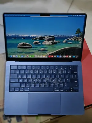 Laptop Apple MacBook Pro 2024 M4 16GB Apple M4 Pro SSD 512GB