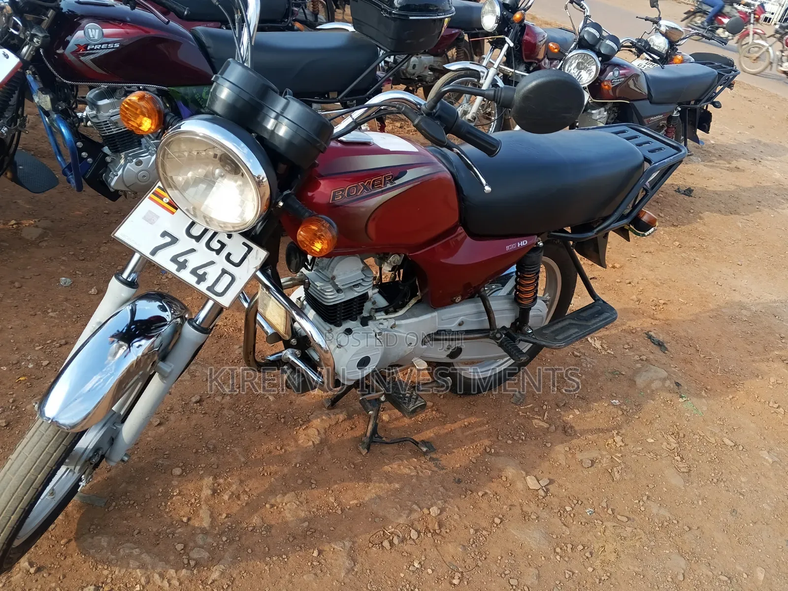 Bajaj Boxer 100 2019 Red