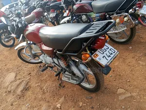 Bajaj Boxer 100 2019 Red