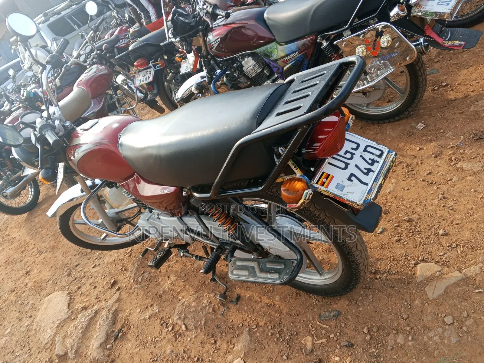 Bajaj Boxer 100 2019 Red