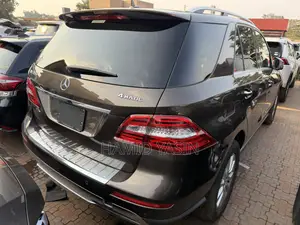 Mercedes-Benz M Class 2014 Brown