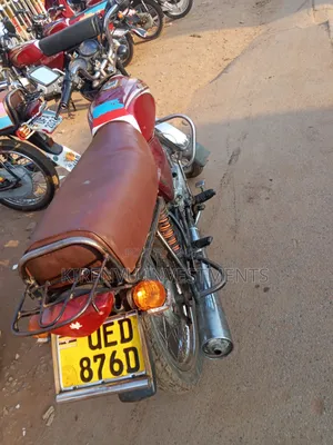 Bajaj Boxer 100 2017 Red