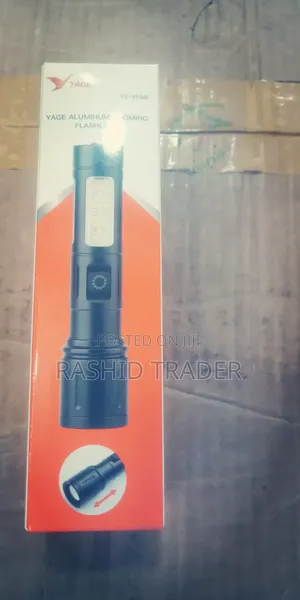 Aluminium Zooming Flashlight
