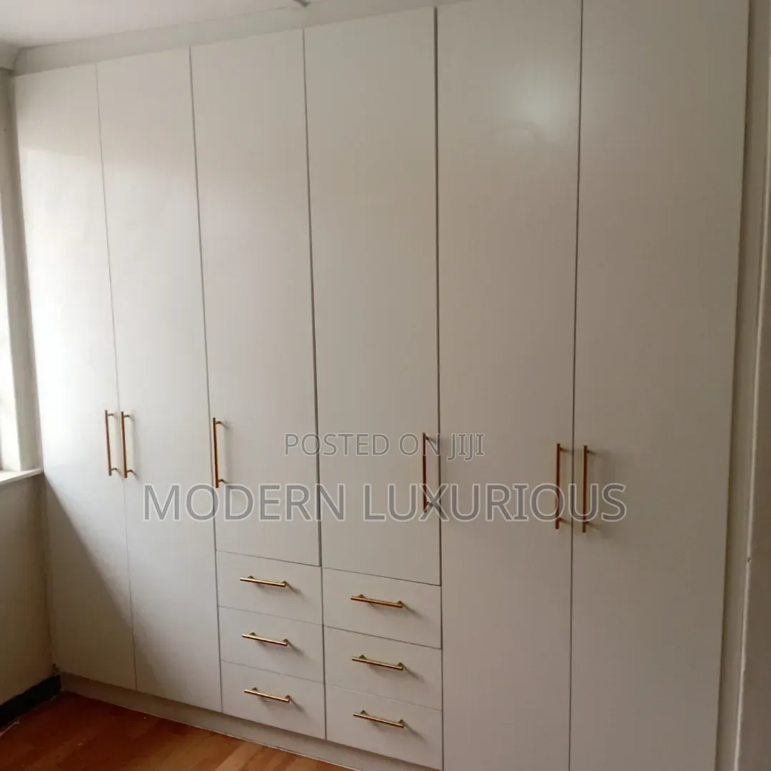 Wardrobe/Wardrobes/Bedroom Wardrobe/Closet/24