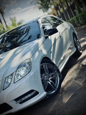 Mercedes-Benz E300 2013 White