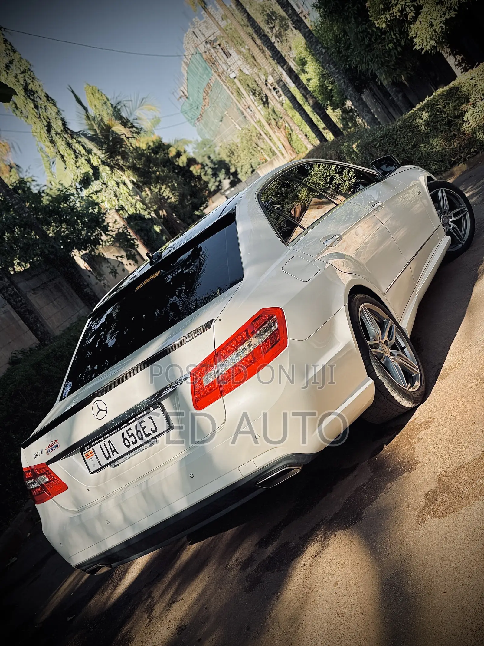 Mercedes-Benz E300 2013 White
