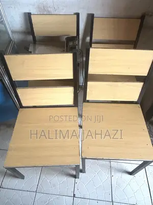 Waiting Chairs(7)