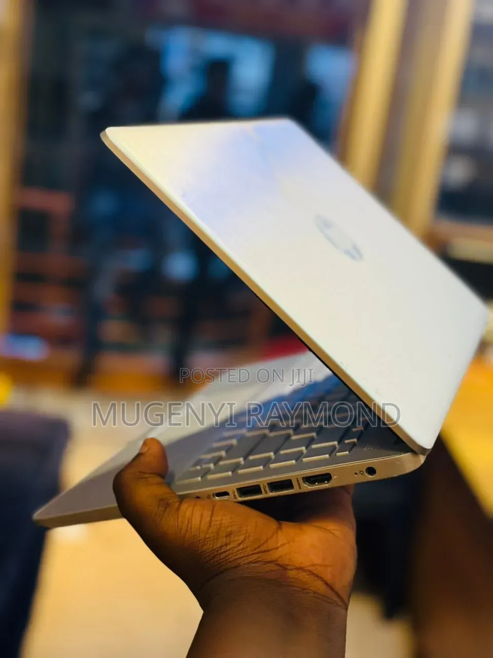 Laptop HP 14S 8GB Intel Core i7 SSD 256GB