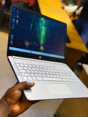 Laptop HP 14S 8GB Intel Core i7 SSD 256GB