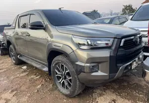 Toyota Hilux 2018 Brown