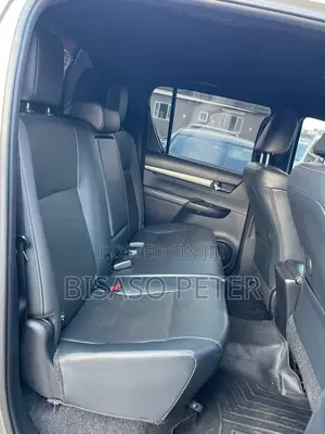 Toyota Hilux 2018 Brown