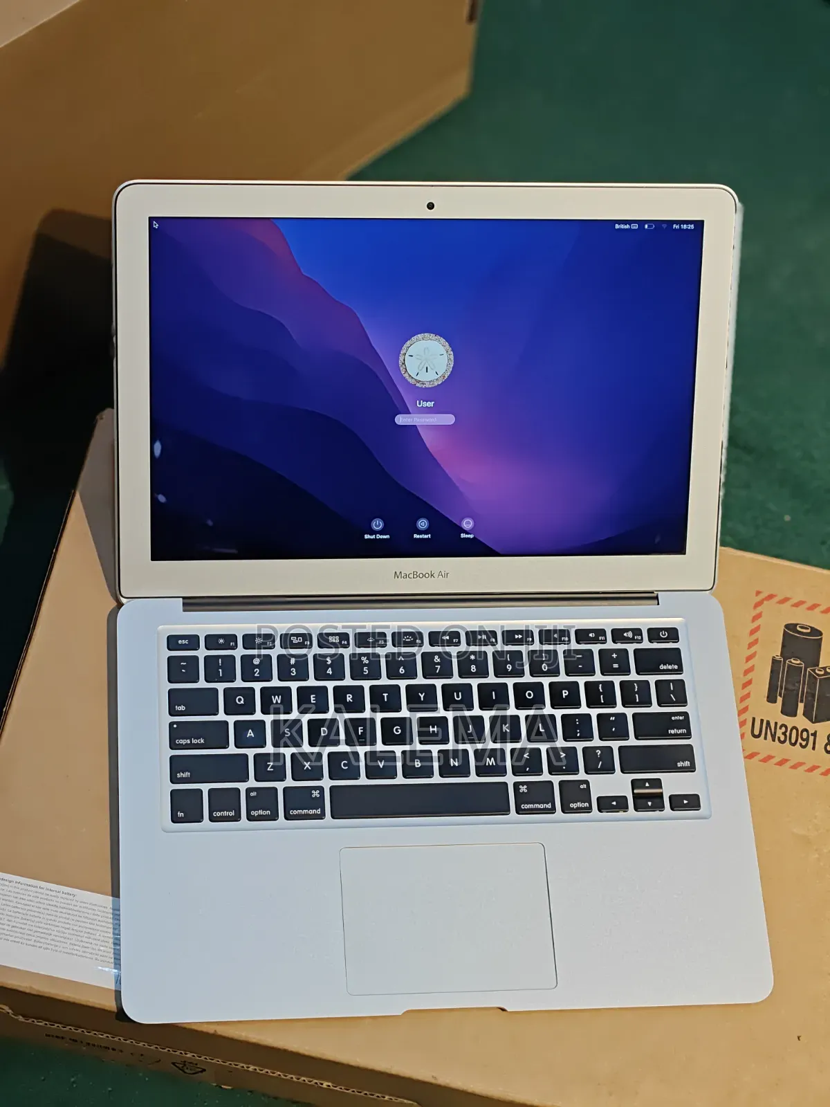 Laptop Apple MacBook 2017 8GB Intel Core i7 SSD 500GB